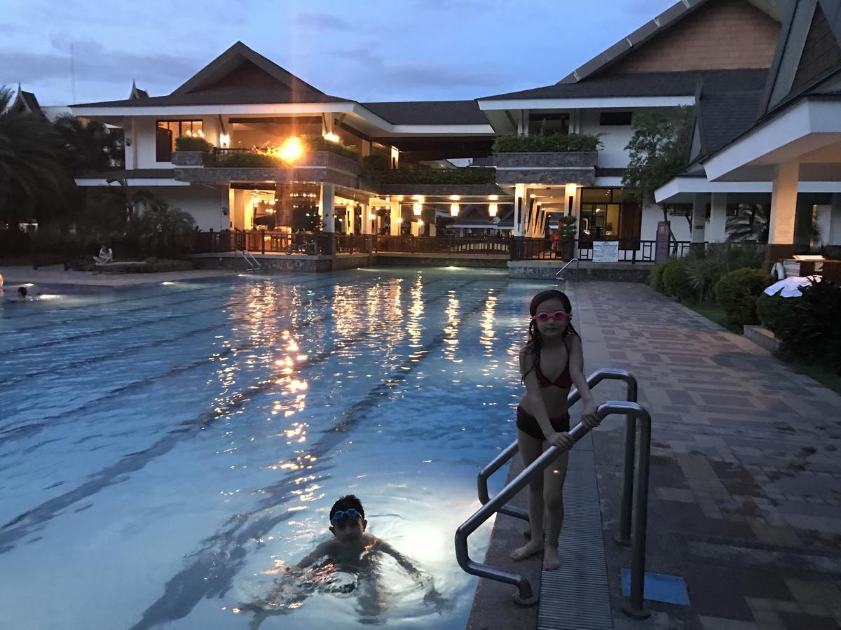 Grand Near Bgc *