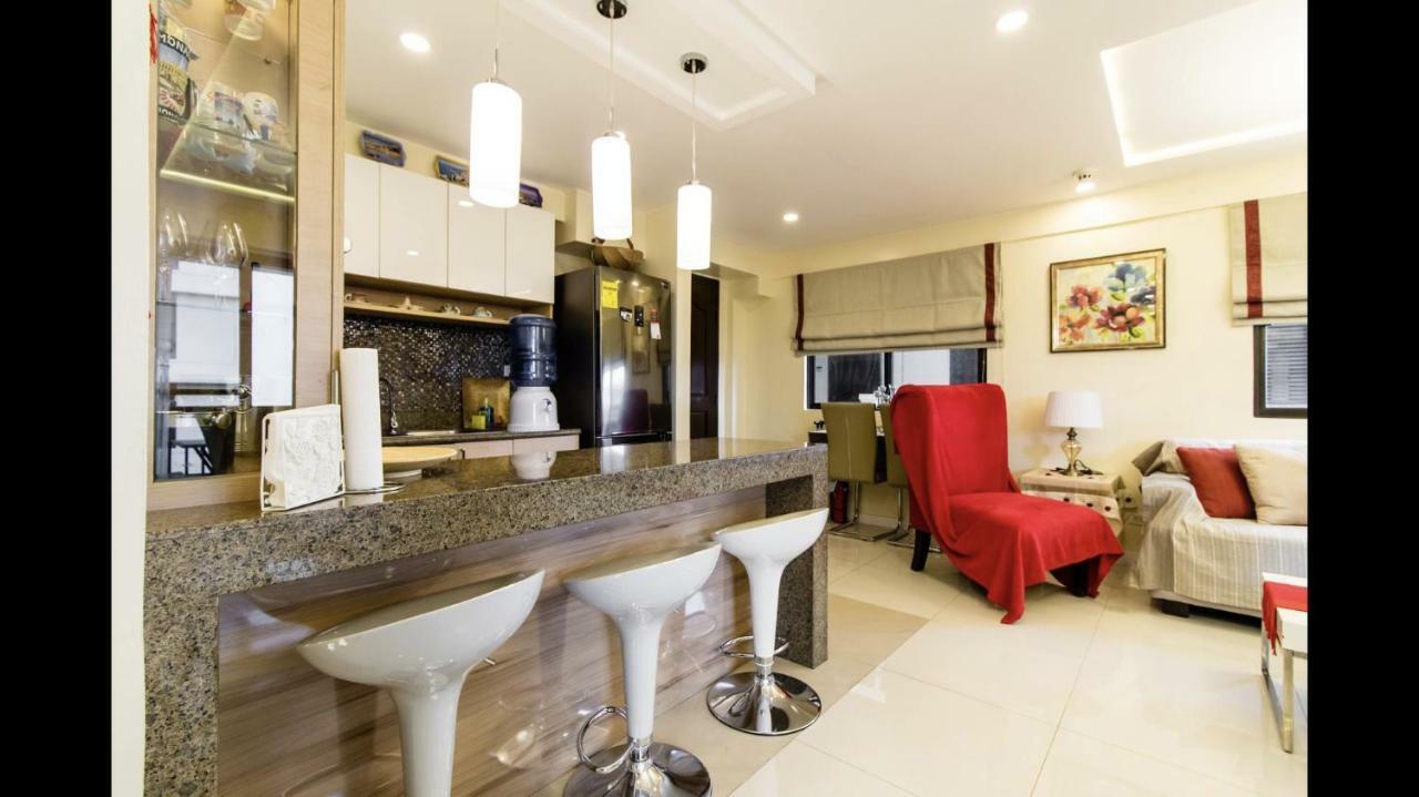 Grand Near Bgc *