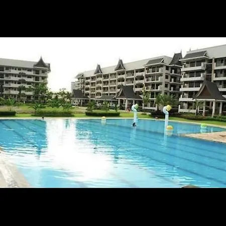 Grand Apartment Near Bgc Manila Exterior photo