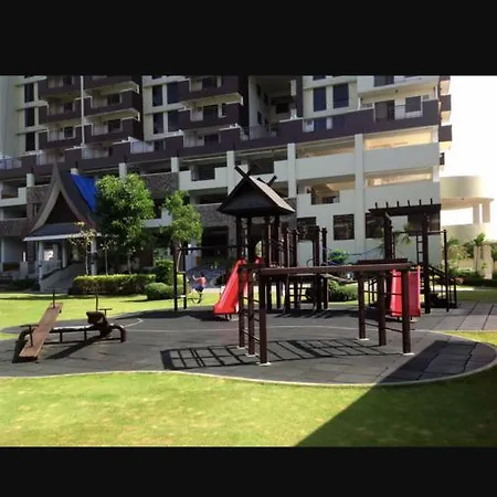 Grand Apartment Near Bgc Manila Exterior photo