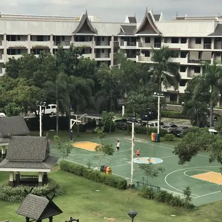 Grand Apartment Near Bgc Manila Exterior photo